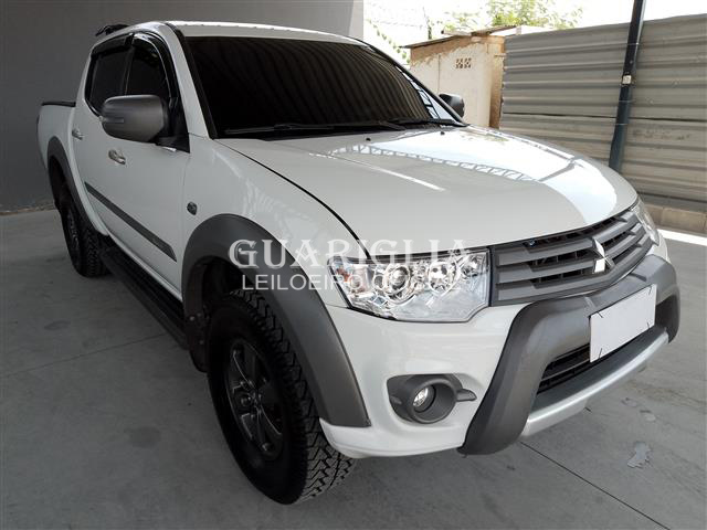MITSUBISHI L200 3.2 HPE 4X4 CD 16V TURBO INTERCOOLER DIESEL 4P AUT 2017
